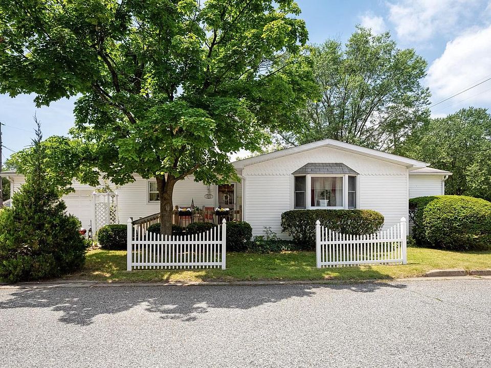 1st image of 302 Tyler Ave