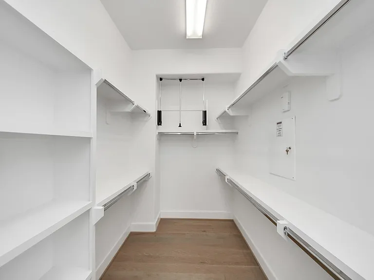 4005 Woodshire Village Est — Photo 30