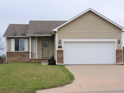 10905 E Fawn Grove St, Wichita, KS, 67207