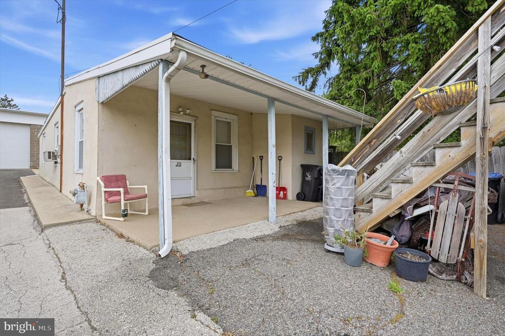 815 Tremont Ave, Norristown, PA - View 4
