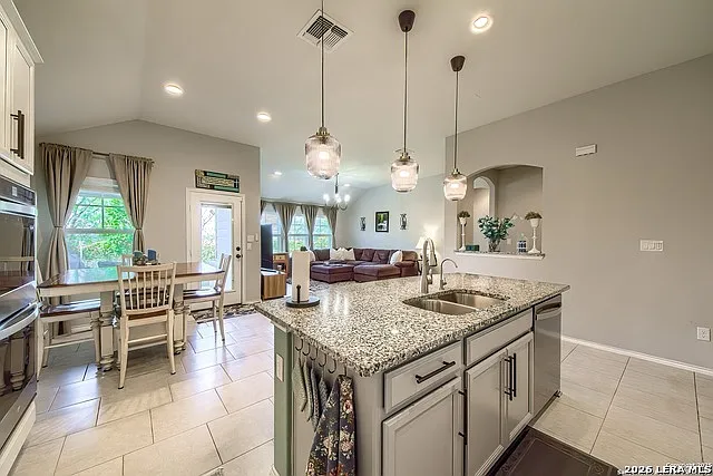 9337 Canopy Bnd — Photo 3