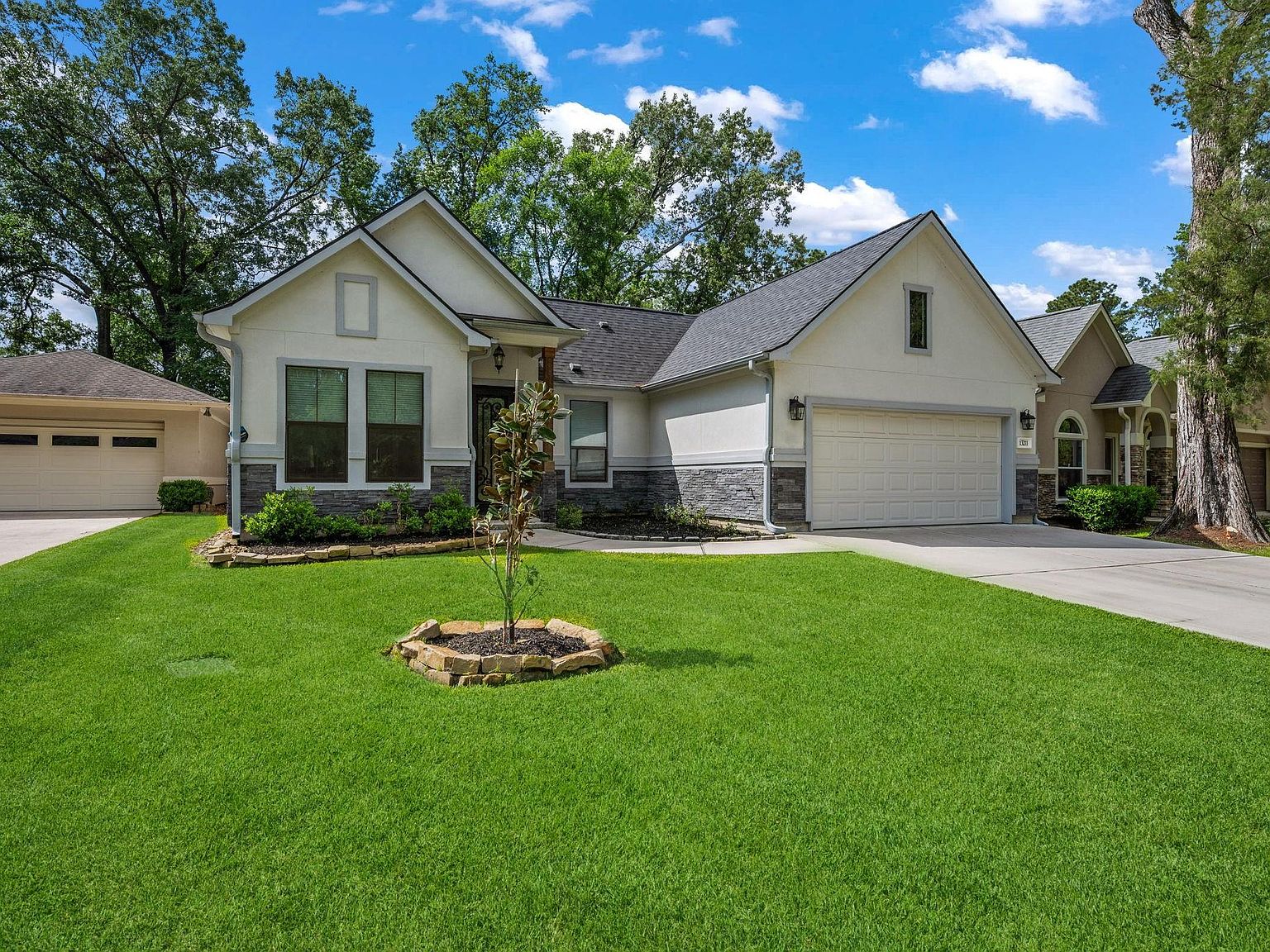 13211 Doral Cir