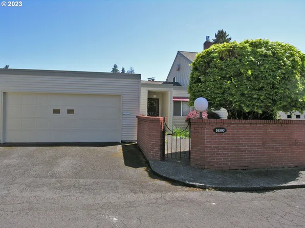 16580 SW Monaco Ln, King City, OR 97224