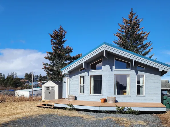 3410 Chirikof Cir, Kodiak, AK 99615