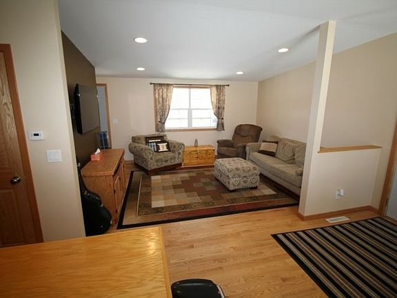 3rd image of 223086 Herald Dr