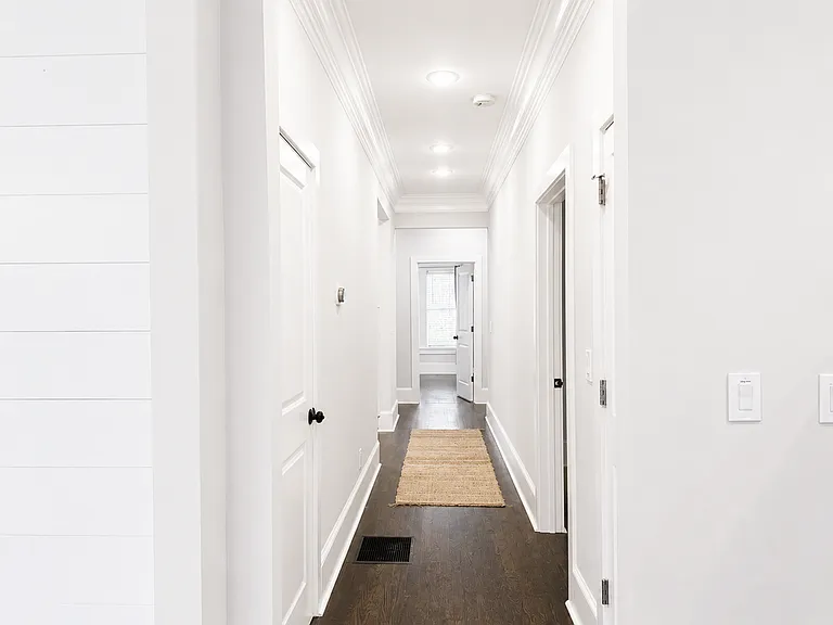 1246 Monroe Dr NE #A — Photo 4