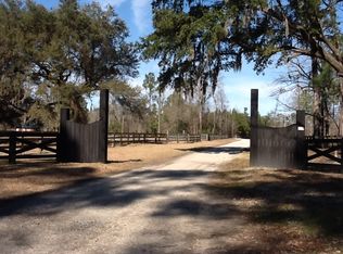 000 County Line Rd, Ravenel, SC 29470