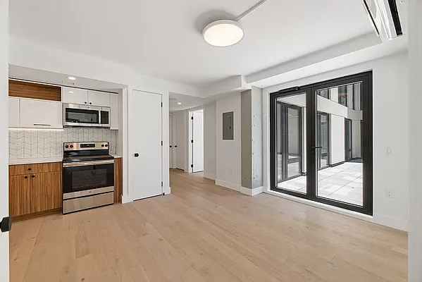 Rented by REAL New York | media 30