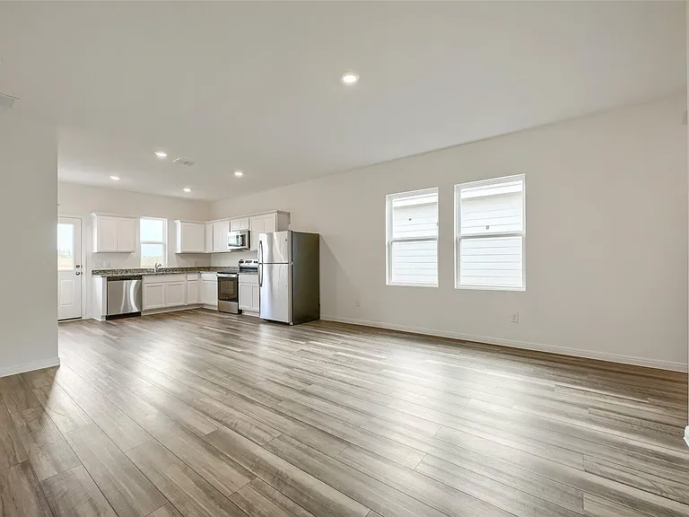 5345 Calluna Dr — Photo 3
