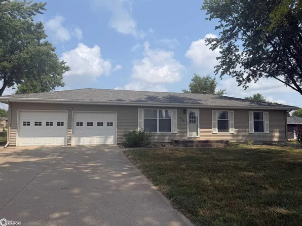125 Lynn St, Carroll, IA 51401