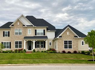 4720 Bell Classic Dr, Grove City, OH 43123