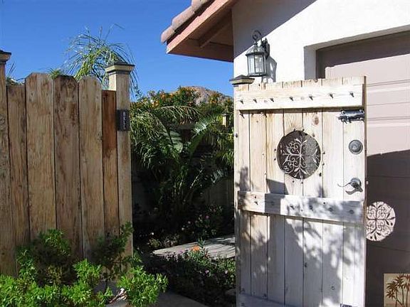 3rd image of 60054 Palm Oasis Ave