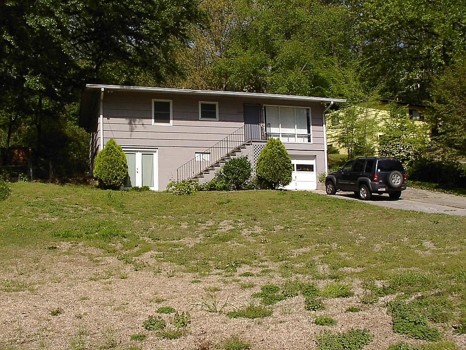 2608 Woodfern Court