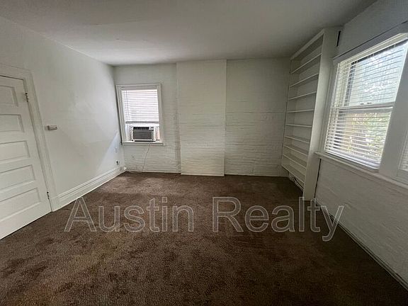 3rd image of 322 N Newstead Ave APT 3W