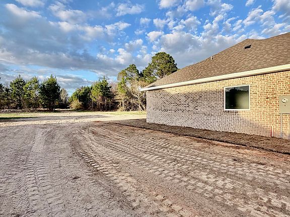 3rd image of 7015 Whites Farm Rd