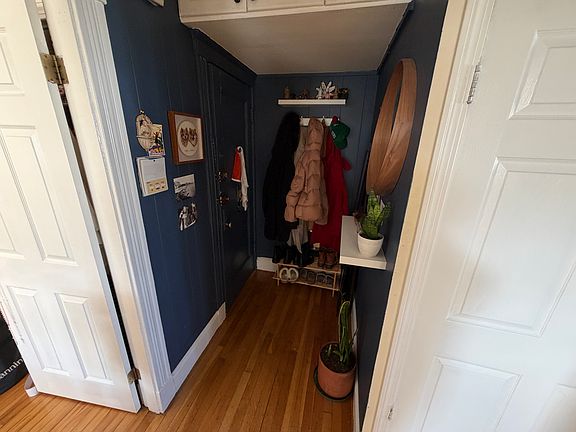 5th image of 15 Lothian Rd APT 304