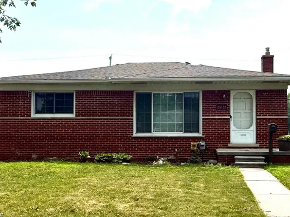 24700 Cubberness St, Saint Clair Shores, MI 48080