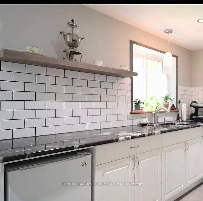 3 bed, $2,550 — Photo 3