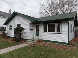 219 E Franklin St, Portage, WI 53901