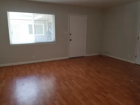 330 Ventura Ave, Palo Alto, CA 94306