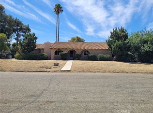 1631 Hackney St, Hemet, CA 92543