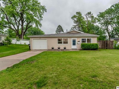9008 Lamont St, Omaha, NE, 68124