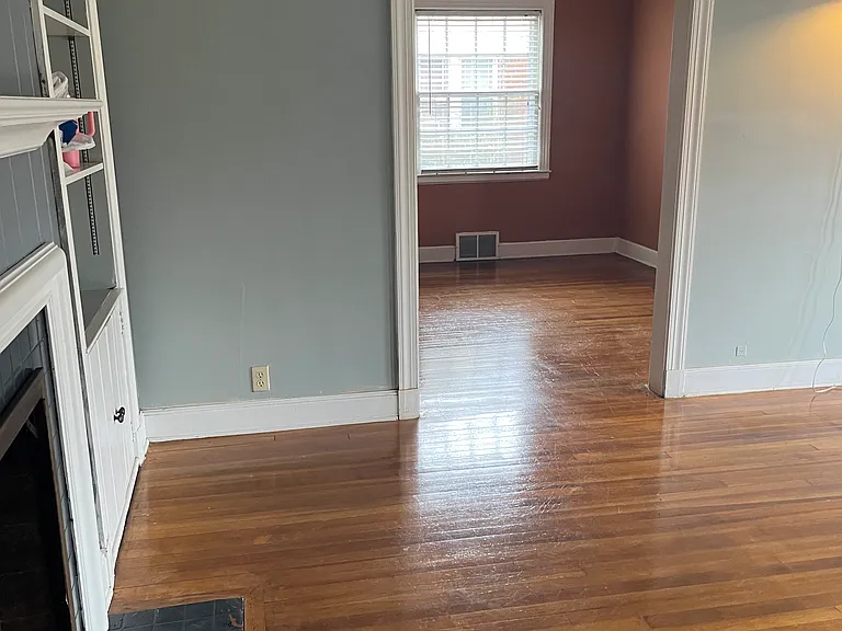 1832 Netherwood Ave — Photo 6