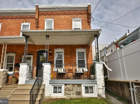 209 Ripka St, Philadelphia, PA 19127