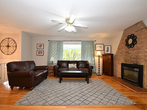 5th image of 1326 Saratoga Dr