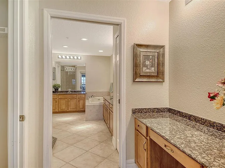 5100 Jessie Harbor Dr #504 — Photo 33