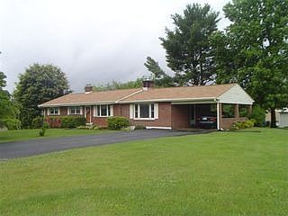 2nd image of 110 Parkview Dr