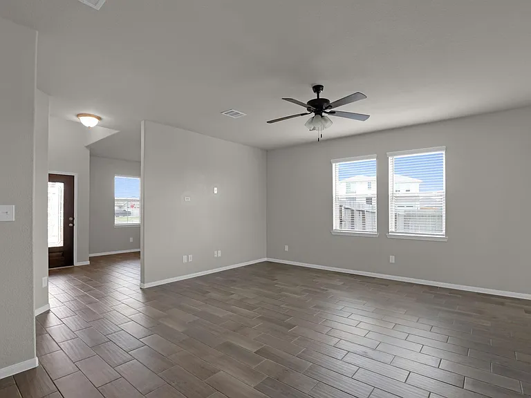430 Walnut Branch Dr — Photo 7