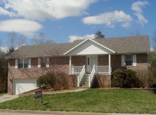 2424 Knight Valley Dr, Jefferson City, MO 65101