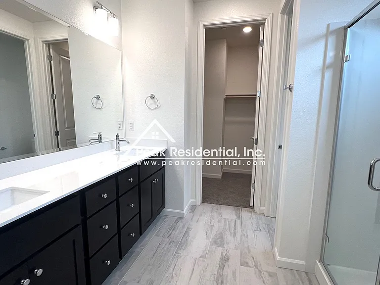2943 Toulouse Walk — Photo 23