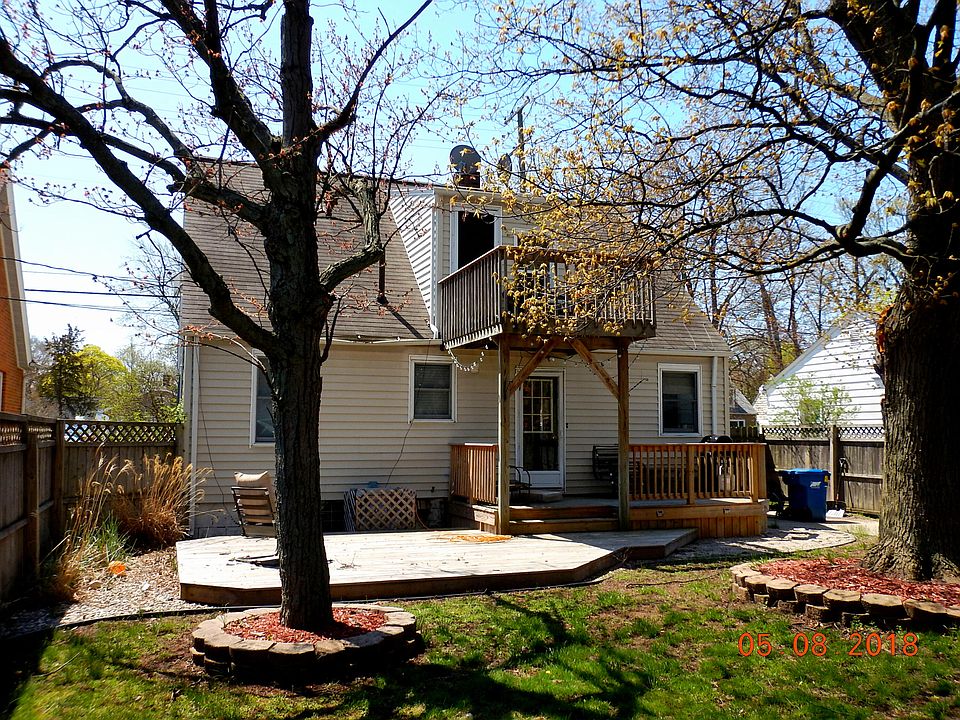 2nd image of 927 Colfax Ave