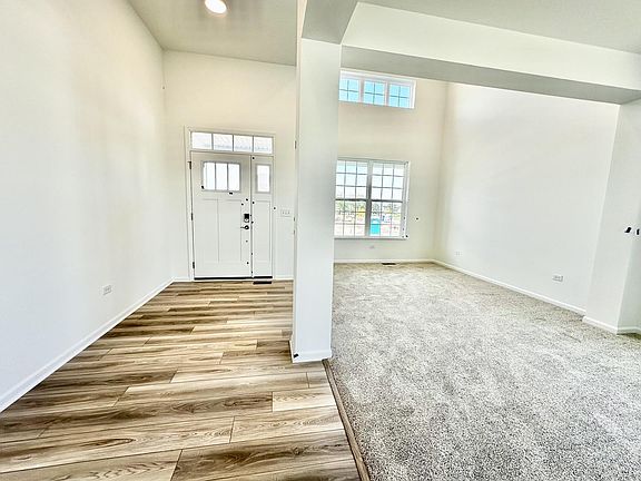 3rd image of 702 W Point Way