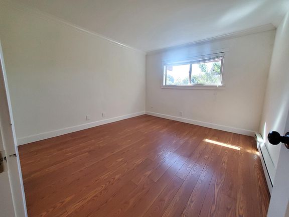 4th image of 457 Acalanes Dr #220