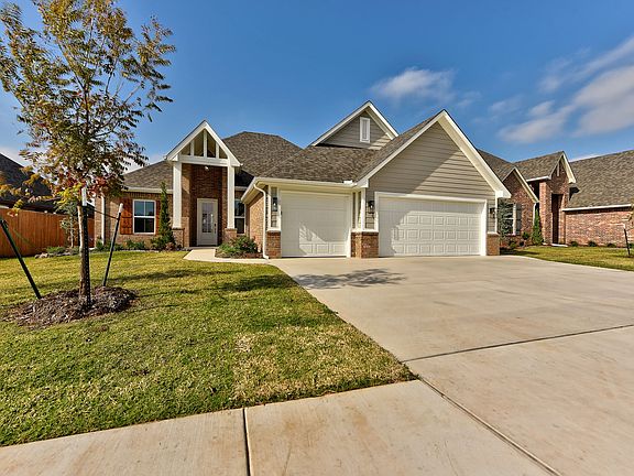 4th image of 2509 Crystal Creek Dr