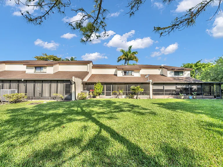 20824 Boca Ridge Dr N — Photo 35
