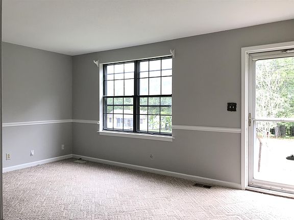 2nd image of 513 Aspen Dr