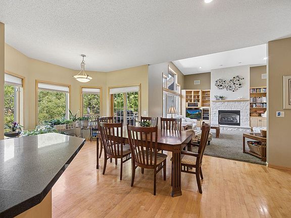 5th image of 6243 Hollow Ln