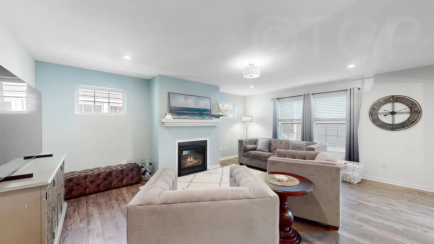 4 bed, 3.0 bath, 2669 sqft, $6,939 — Photo 3