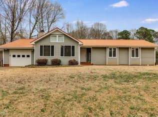 29 Riviera Dr, Carrollton, GA 30116