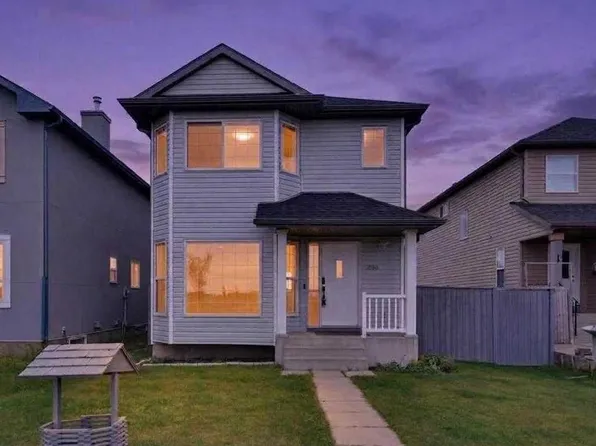 1080 Martindale Blvd N, Calgary, AB T3J 4A2