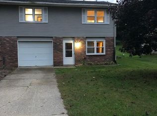 674 Coleman St SE #674, Grand Rapids, MI 49508