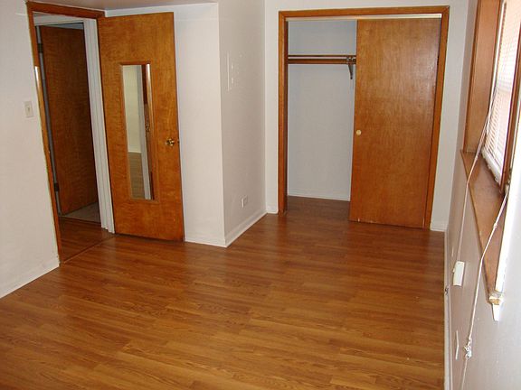 4th image of 4315.2 W 95th St #Oak