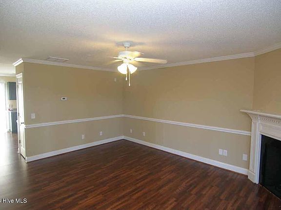 2nd image of 116 Chandler Dr APT B