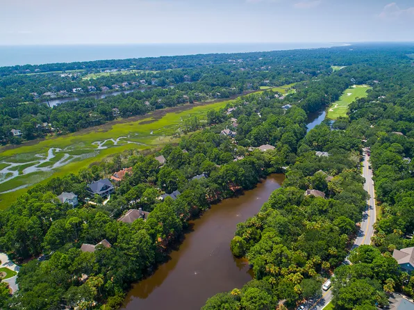 390 Governors Dr, Johns Island, SC 29455
