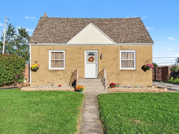 419 N Wisconsin St, Hobart, IN 46342