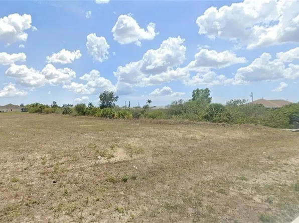 2326 NE 6th AVE, CAPE CORAL, FL 33909